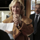 Los actores Ana Duato e Imanol Arias, en una escena de la serie de TVE-1 'Cuéntame cómo pasó'.