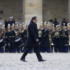 Hollande, en el homenaje oficial a las víctimas de los atentados del pasado día 13.