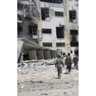 Los bombardeos y la guerra han destruido la ciudad. EFE