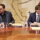 Oriol Junqueras y Carles Puigdemont, durante la reunión del Consell Executiu, este martes.