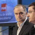 Pons y el secretario general del PP andaluz, Antonio Sanz.