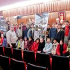 Un grupo de niños durante la actividad que patrocina Caja España