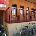 En la imagen, una foto de archivo del centro de salud de Castrocalbón
