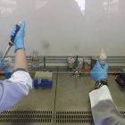 Investigadores de la Universidad de León durante su trabajo.