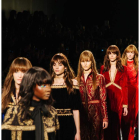 Modelos del desfile de Tadashi Shoji en la Semana de la Moda de Nueva Yok. EFE