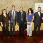Rogelio Gómez recibió el premio Ana Díaz Perdiguero ayer en el Hostal.
