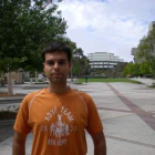 El joven investigador ponferradino Manuel Gómez, en una foto tomada en el campus de La Jolla.