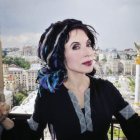 La escritora Sofía Oksanen en una imagen en la capital de Ucrania antes de la guerra