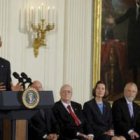 Obama pronuncia un discurso durante la ceremonia de entrega de las medallas nacionales de Ciencia, T