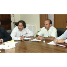 Nicanor Sen, Javier Arias, Casiano Álvarez e Ignacio Robles, durante la asamblea.