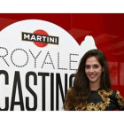 Bárbara González posa como ganadora del concurso Martini.