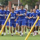 Buen ambiente en la sesión de trabajo que la Deportiva realizó ayer en el Colomán Trabado antes de recibir al Alcorcón.