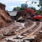 Las máquinas trabajan a marchas forzadas para sanear la zona y comenzar a crear la base de zahorra