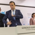 El consejero delegado de CaixaBank, Gonzalo Cortázar, durante la presentación de resultados en la nueva sede social de Valencia.