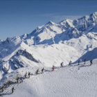 Corredores en el Mont Blanc durante la carrera del Pierra Menta del 2016.