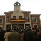 La inauguración de la nueva Casa Consistorial congregó a numerosos vecinos y personalidades