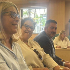 La candidata del PP, Noelia Álvarez, junto a Ortega y Canuria, ayer. DL
