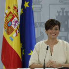 La ministra portavoz, Isabel Rodríguez, ayer tras el Consejo de Ministros. J. J. GUILLÉN