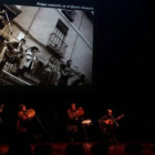 El grupo recordó sus primeros conciertos, también multitudinarios, de los años setenta.