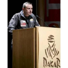 El director Etienne Lavigne anuncia la decisión de cancelar el Dakar