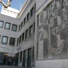 El edificio del INSS lleva más de dos años esperando la demolición.