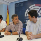 Herrero Rubinat, Joaquín Otero y Héctor Castresana, en la rueda de prensa de ayer.