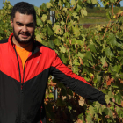 Miguel Ángel Amigo comparte todas las labores familiares en la viña y en la bodega y se encarga de la comercialización de los vinos. BLA