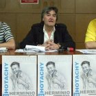 Los promotores, Andrés San Juan y César Lera, junto al concejal de Deportes