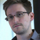 Edward Snowden, durante la entrevista a 'The Guardian' en un hotel de Hong Kong, el pasado 6 de junio.