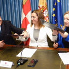 Carlos Fernández Carriedo, Virginia Barcones e Inmaculada Matías. NACHO GALLEGO