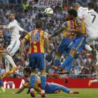 El Madrid se encontró con la mejor versión del Valencia. Al final empate y casi adiós a la Liga.
