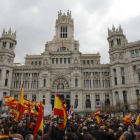 Manifestación convocada por Vox contra la subida de precios de la luz, la gasolina y los suministros básicos, este sábado en Madrid. BALLESTEROS