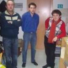 Los hermanos Folgueral -Roberto, Ángel y Samuel-, ayer en su oficina
