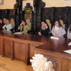La alcaldesa presidió el pleno protagonizado por los alumnos de Secundaria y Bachillerato.