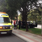 Una ambulancia se lleva al conductor al Hospital