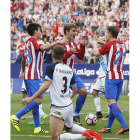 Griezmann celebra el único gol del partido ante el Deportivo. FERNANDO ALVARADO