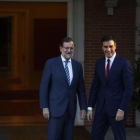 Mariano Rajoy y Pedro Sánchez, en una reunión que celebraron en el palacio de la Moncloa.