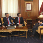 Gutiérrez recibió a los representantes del Santander.