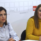 La vicesecretaria general del PSOECyL, Virginia Barcones, y la secretaria general del PSOE de Burgos, Esther Peña. ORDÓÑEZ