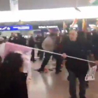 En la pelea se vieron envueltas hasta 180 personas que coincidieron en la terminal.