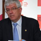 El rector de la Universidad de León, José Ángel Hermida ocupará el cargo hasta el 2016.
