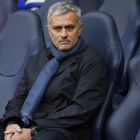 El técnico del Chelsea José Mourinho, durante el duelo ante el Tottenham