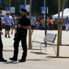 Dos agentes de los Mossos dEsquadra, el pasado 23 de junio