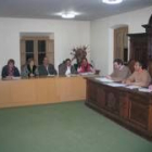 Los concejales del Cistierna en el debate de ayer sobre la autonomía