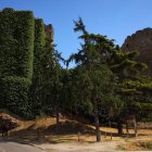 Imagen de la fortaleza medieval tomada desde la calle Tras la Cava de Ponferrada. L. DE LA MATA