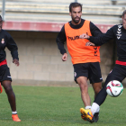 Babalola, Matador y Aketxe preparan el partido del domingo ante el Racing de Ferrol.