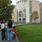 El mayor número de alumnos y profesores participantes en el test corresponde al instituto Europa