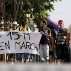 La primera marcha de 'indignados' arrancó ayer desde Valencia con 25 personas