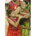 Isa Sánchez sumó ayer ocho puntos y cuatro rebotes