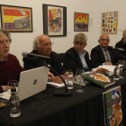 El libro, que analiza la situación de la provincia, se presentó en El Albéitar. FERNANDO OTERO
